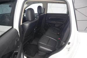 Внедорожник Mitsubishi Outlander 2012 года, 1330000 рублей, Орёл