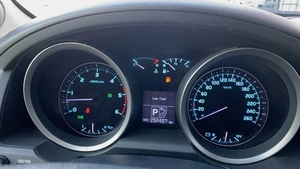 Внедорожник Toyota Land Cruiser 2011 года, 2900000 рублей, Солонцы