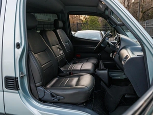 Минивэн Toyota Hiace 2002 года, 1119000 рублей, Большой Сочи