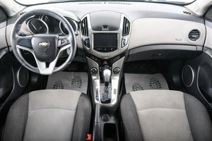 Хетчбэк Chevrolet Cruze 2013 года, 829000 рублей, Красноярск
