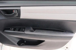 Седан Toyota Corolla Axio 2013 года, 1039000 рублей, Красноярск