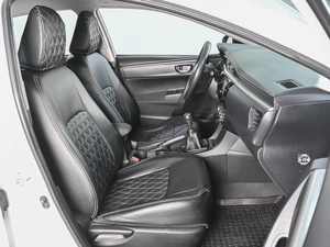 Седан Toyota Corolla 2013 года, 1299000 рублей, Ростов-на-Дону