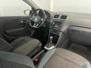 Седан Volkswagen Polo 2019 года, 1395000 рублей, Красноярск