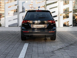 Внедорожник Volkswagen Tiguan 2020 года, 2560000 рублей, Ставрополь