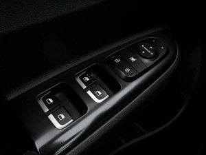 Хетчбэк Kia Rio X-Line 2019 года, 1525000 рублей, Волгоград