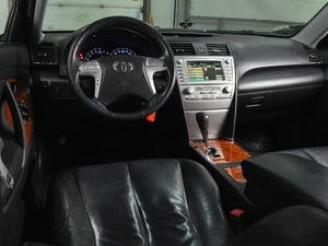 Седан Toyota Camry 2009 года, 1369000 рублей, Воронеж