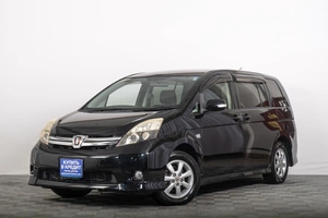 Минивэн Toyota Isis 2011 года, 1449000 рублей, Томск