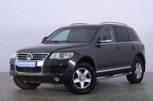 Внедорожник Volkswagen Touareg 2009 года, 1119000 рублей, Омск
