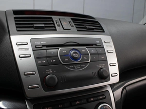 Лифтбек Mazda 6 2008 года, 900000 рублей, Омск