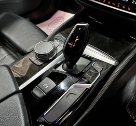 Седан BMW 5 серия 2017 года, 2890000 рублей, Красноярск