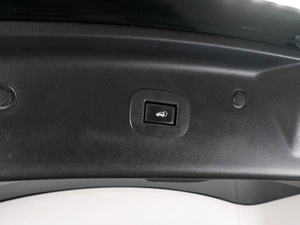 Внедорожник Nissan Patrol 2011 года, 2177000 рублей, Тюмень