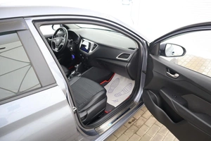 Седан Hyundai Solaris 2018 года, 1344000 рублей, Брянск