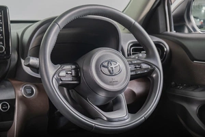 Внедорожник Toyota Yaris Cross 2021 года, 2249000 рублей, Томск