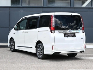 Минивэн Toyota Noah 2014 года, 1849000 рублей, Кирилловка
