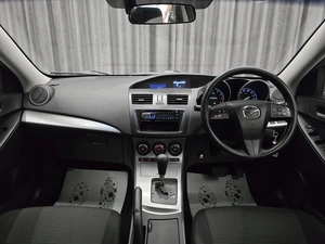 Седан Mazda Axela 2012 года, 800000 рублей, Красноярск