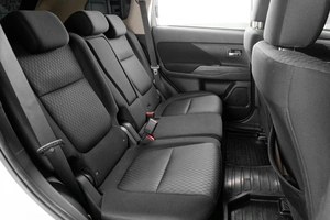 Внедорожник Mitsubishi Outlander 2016 года, 1679000 рублей, Петрозаводск