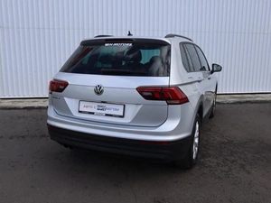 Внедорожник Volkswagen Tiguan 2019 года, 2100000 рублей, Брянск