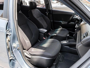 Седан Kia Rio 2011 года, 980000 рублей, Краснодар