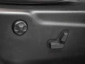 Внедорожник Jeep Grand Cherokee 2011 года, 1499000 рублей, Красноярск