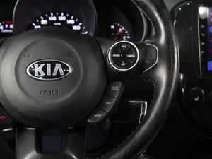 Внедорожник Kia Soul 2017 года, 1560000 рублей, Омск