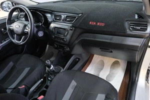 Седан Kia Rio 2014 года, 699000 рублей, Омск