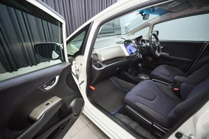Хетчбэк Honda Fit 2011 года, 797000 рублей, Красноярск