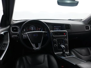 Седан Volvo S60 2014 года, 1449050 рублей, Москва