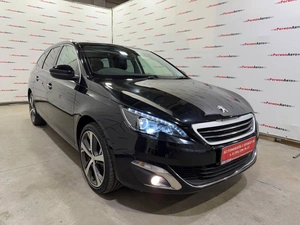 Универсал Peugeot 308 2015 года, 995000 рублей, Красноярск
