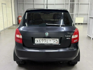 Хетчбэк Skoda Fabia 2012 года, 647000 рублей, Красноярск