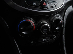 Седан Hyundai Solaris 2014 года, 1020000 рублей, Волгоград