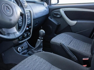 Внедорожник Renault Duster 2014 года, 1259000 рублей, Петрозаводск