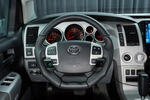Пикап Toyota Tundra 2008 года, 3499000 рублей, Красноярск