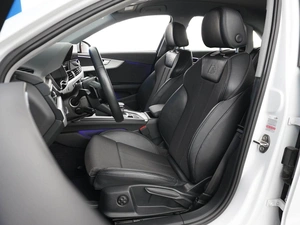 Седан Audi A4 2021 года, 2579077 рублей, Москва