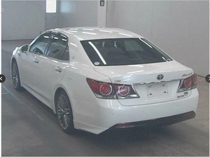 Седан Toyota Crown 2015 года, 2625000 рублей, Красноярск