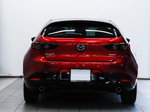 Хетчбэк Mazda 3 2020 года, 1729000 рублей, Красноярск