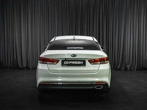 Седан Kia Optima 2017 года, 1609000 рублей, Тюмень