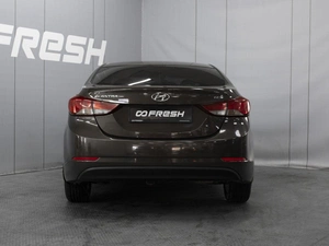 Седан Hyundai Elantra 2014 года, 860000 рублей, Омск