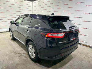 Внедорожник Toyota Harrier 2018 года, 2930000 рублей, Красноярск