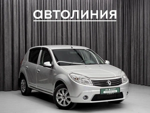 Хетчбэк Renault Sandero 2011 года, 700000 рублей, Красноярск