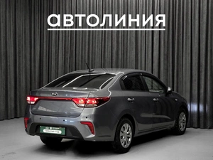 Седан Kia Rio 2019 года, 1430000 рублей, Красноярск