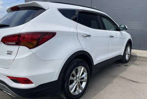 Внедорожник Hyundai Santa Fe 2017 года, 2340000 рублей, Солонцы