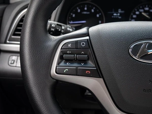 Седан Hyundai Elantra 2017 года, 1300000 рублей, Краснодар