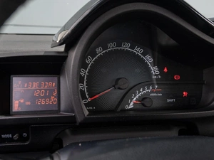 Хетчбэк Toyota iQ 2013 года, 1070000 рублей, Краснодар