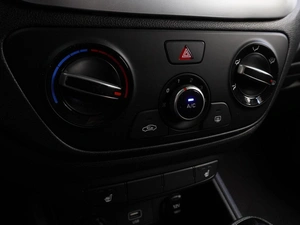 Седан Hyundai Solaris 2019 года, 1499000 рублей, Воронеж