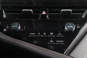 Седан Toyota Camry 2021 года, 3029000 рублей, Пермь