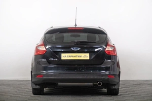 Хетчбэк Ford Focus 2012 года, 1049000 рублей, Томск