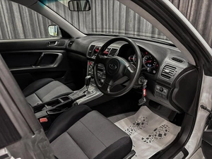 Седан Subaru Legacy 2003 года, 699000 рублей, Красноярск