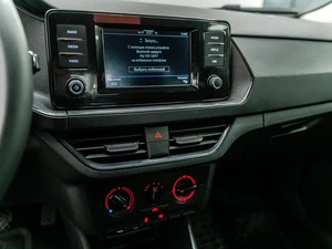 Лифтбек Volkswagen Polo 2021 года, 1370000 рублей, Красноярск