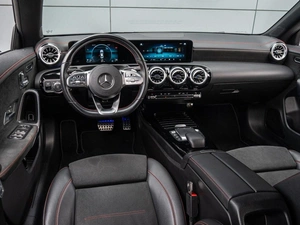 Седан Mercedes-benz CLA-класс 2021 года, 3050000 рублей, Краснодар