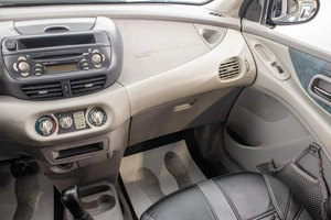 Минивэн Nissan Almera Tino 2001 года, 289000 рублей, Барнаул
